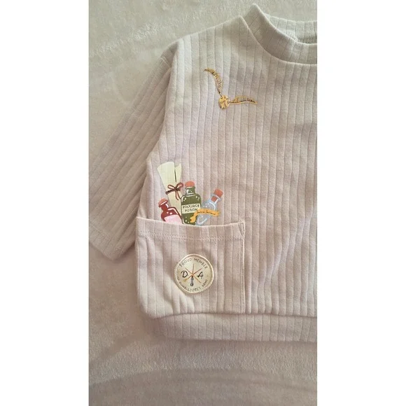 Harry Potter Baby Sweatshirt 3-6M Hedwig Hogwarts Pocket Graphic Wizarding World - Picture 2 of 6